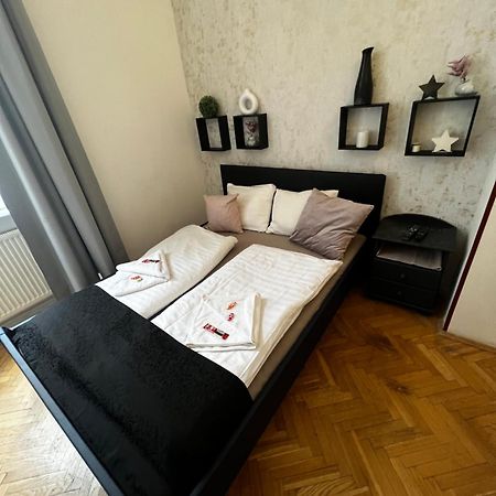 Spring Roses Downtown Boutique Hotel Βουδαπέστη Εξωτερικό φωτογραφία